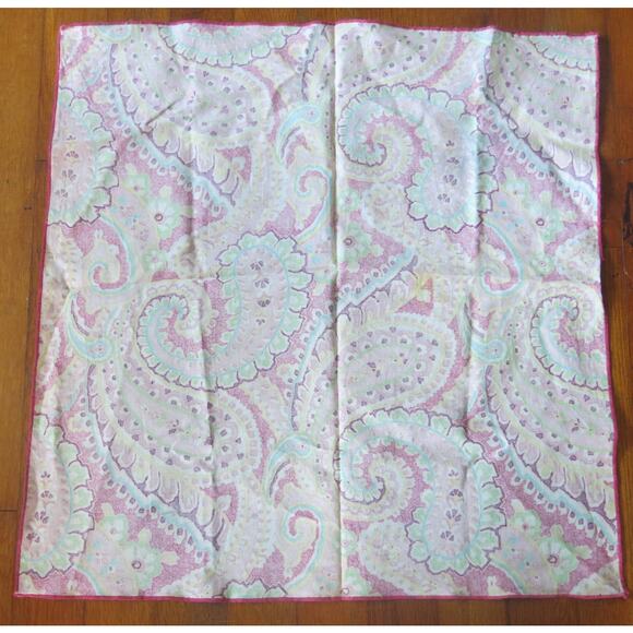 VERA BRADLEY Capri Melon Paisley Pink Set of 4 Napkins Fabric 19.5"x19.5"Retired - Picture 3 of 13